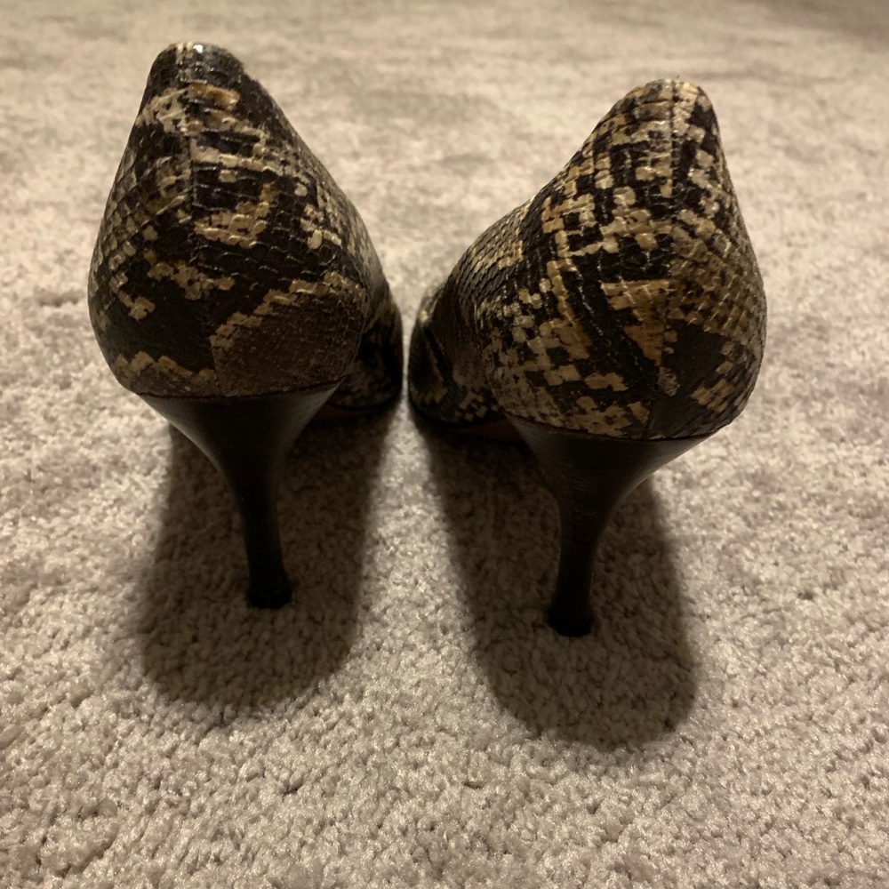 Tahari Python Print Heels - image 3